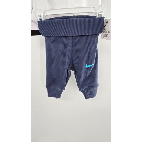 NWT! Nike Baby 2 Piece Set Size 3 months - Picture 6 of 7